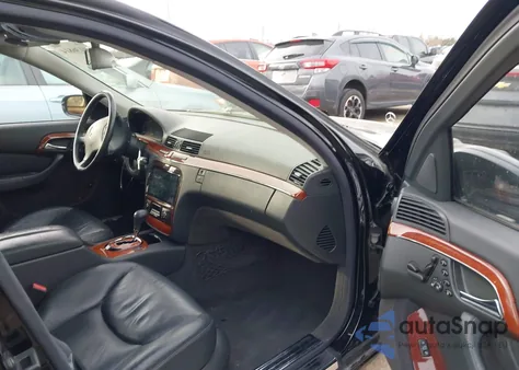 2004 Mercedes-Benz S 430 4Matic z USA, uszkodzony, nr VIN WDBNG83J24A427408